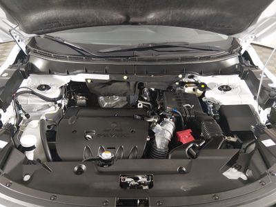 2025 Mitsubishi Outlander Sport — photo 9 view