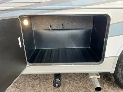 2027 Entegra VISION XL — photo 40 view