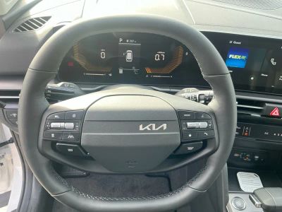 2026 Kia Sportage — photo 14 view