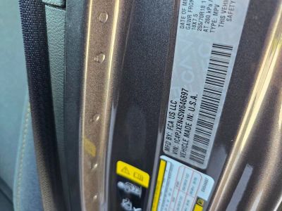 2025 Jeep Wrangler — photo 14 view