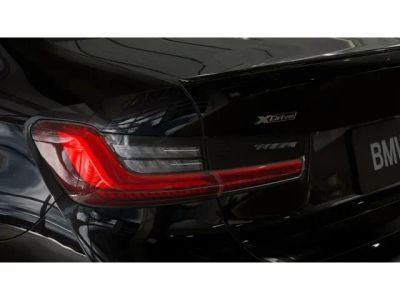 2026 BMW 3 Series — photo 8 view