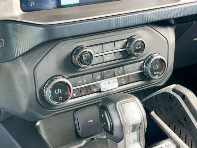 2023 Ford Bronco — photo 16 view