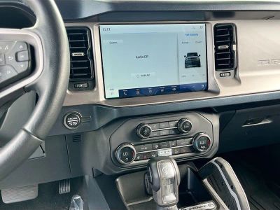 2023 Ford Bronco — photo 15 view
