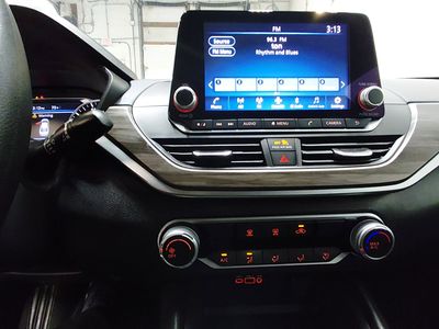 2025 Nissan Altima - Photo 18