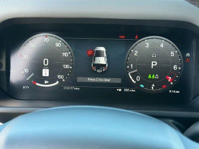2026 Land Rover Defender 110 — photo 40 view