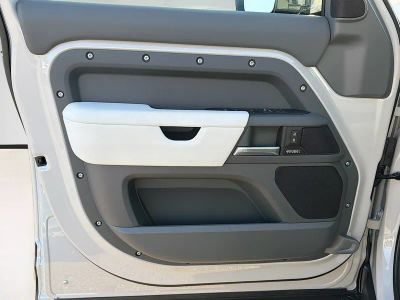 2026 Land Rover Defender 110 — photo 21 view