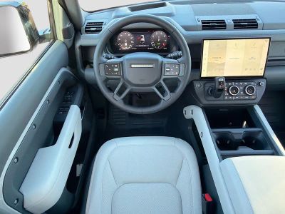 2026 Land Rover Defender 110 — photo 16 view