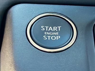 2026 Land Rover Defender 110 — photo 36 view
