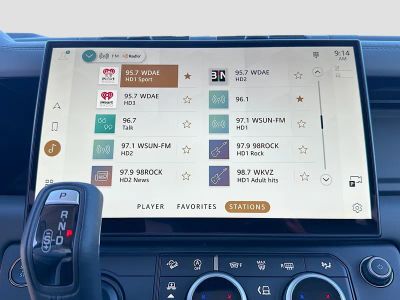 2026 Land Rover Defender 110 — photo 31 view