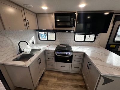 2026 Jayco Jay Feather - Photo 28