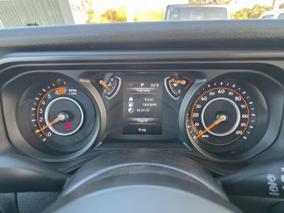 2026 Jeep Wrangler — photo 19 view