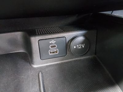 2025 Ford Escape - Photo 17