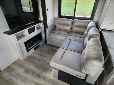 2026 Jayco Seismic - Photo 12