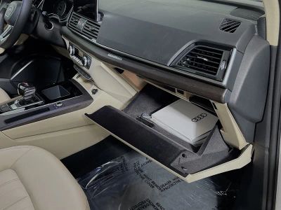 2022 Audi Q5 — photo 32 view