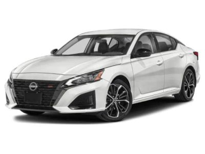 2024 Nissan Altima 2.5 SR in Gray Sky Pearl — front three-quarter view