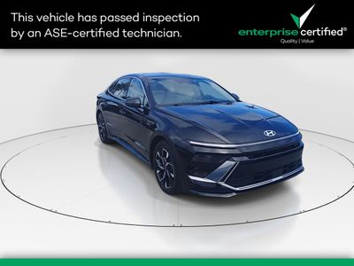 2025 Hyundai Sonata - Photo 1
