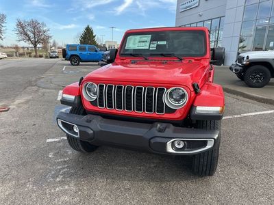 2026 Jeep Wrangler — photo 10 view
