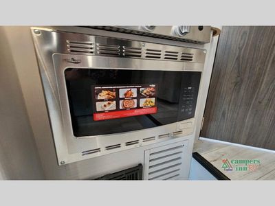 2025 Coachmen RV Freelander - Photo 44