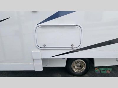 2025 Coachmen RV Freelander - Photo 5