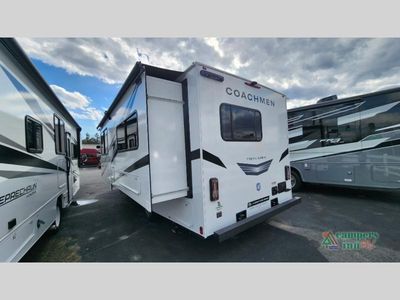 2025 Coachmen RV Freelander - Photo 4