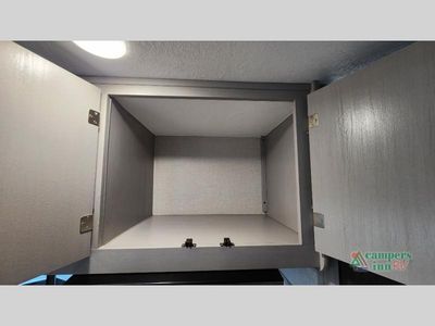 2025 Coachmen RV Freelander - Photo 40
