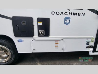 2025 Coachmen RV Freelander - Photo 14