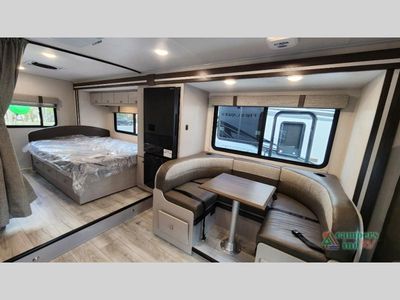 2025 Coachmen RV Freelander - Photo 30