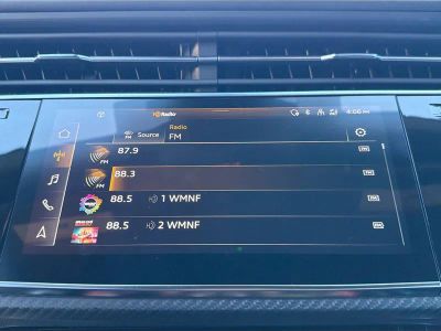 2022 Audi RS Q8 — photo 30 view