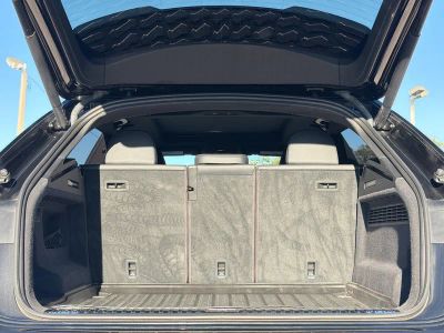 2022 Audi RS Q8 — photo 11 view