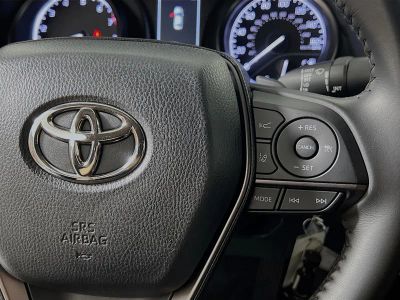 2023 Toyota Camry — photo 17 view