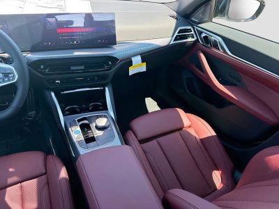 2026 BMW i4 — photo 18 view