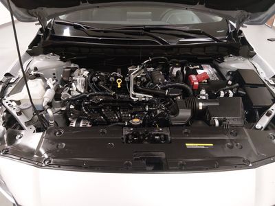 2024 Nissan Altima — photo 9 view