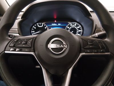 2024 Nissan Altima — photo 12 view