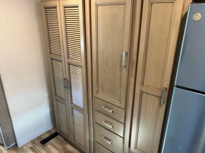 2027 Thor Motor Coach MAGNITUDE GRAND — photo 9 view