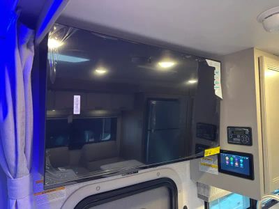 2027 Thor Motor Coach MAGNITUDE GRAND — photo 11 view