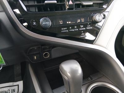 2024 Toyota Camry — photo 18 view