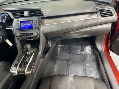 2019 Honda Civic - Photo 16