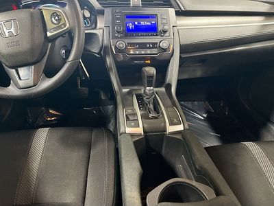 2019 Honda Civic - Photo 17