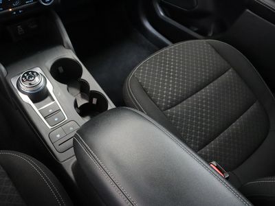 2025 Ford Escape AWD — photo 16 view