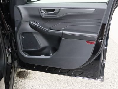 2025 Ford Escape AWD — photo 35 view