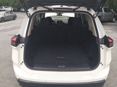 2024 Nissan Rogue - Photo 11