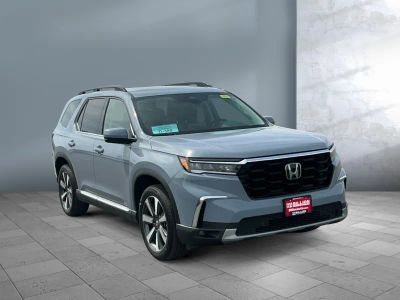 2024 Honda Pilot — photo 8 view