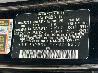 2023 Kia Sorento — photo 42 view