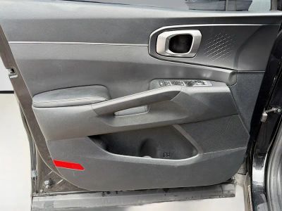 2023 Kia Sorento — photo 21 view
