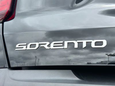 2023 Kia Sorento — photo 11 view