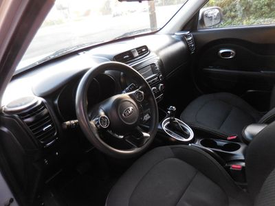 2016 Kia Soul - Photo 17