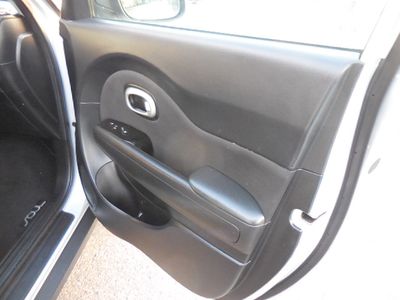 2016 Kia Soul - Photo 14