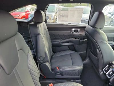 2026 Kia Sorento Hybrid — photo 31 view