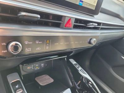 2026 Kia Sorento Hybrid — photo 18 view