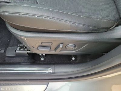 2026 Kia Sorento Hybrid — photo 9 view